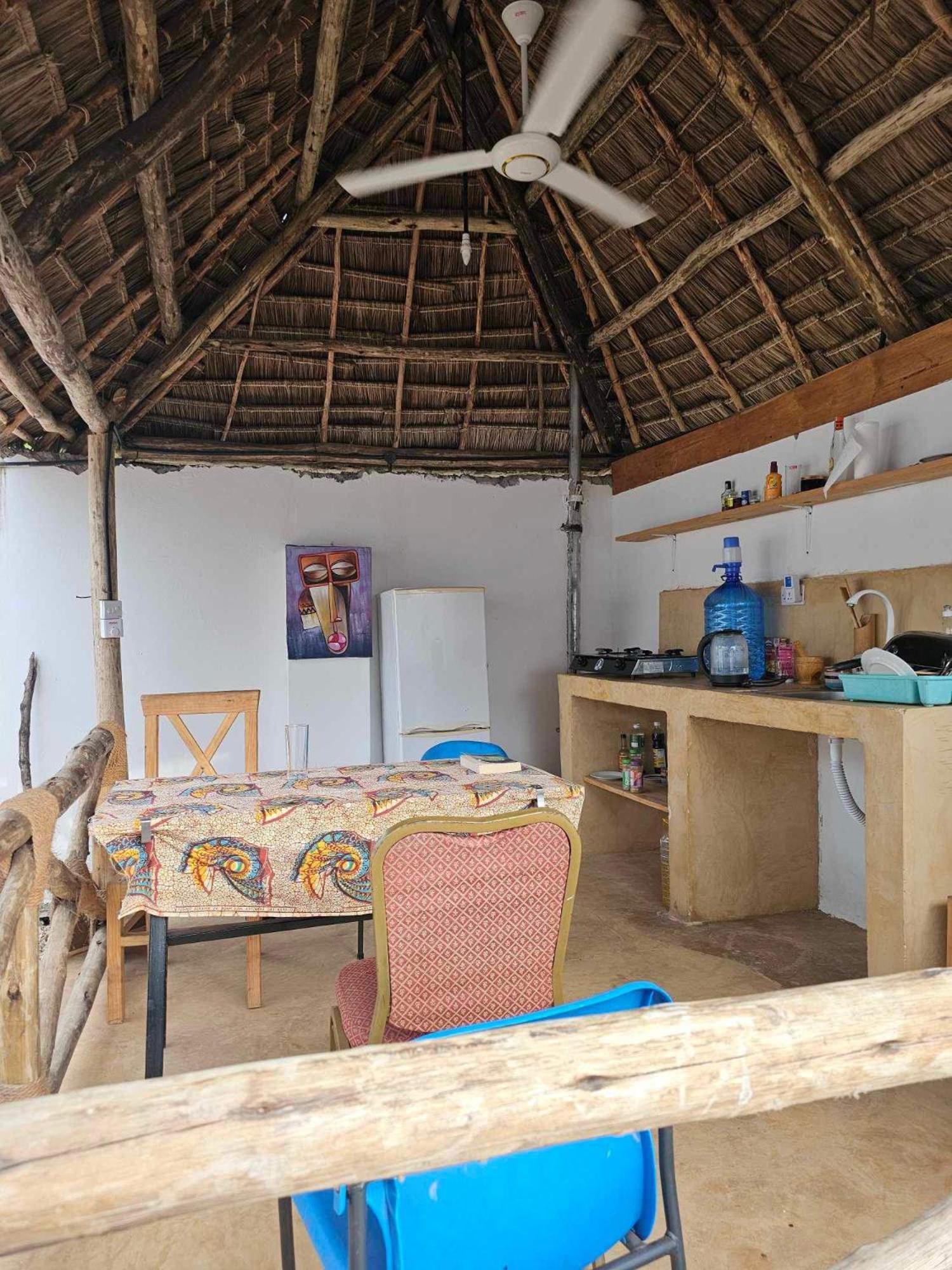 B Home Zanzibar Кивенга Екстериор снимка